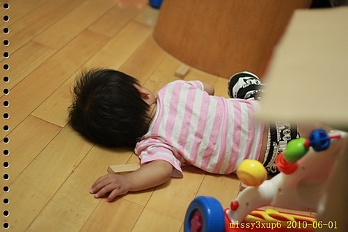 【桓兒】1y2m 我要哭哭了喔! - 第4張圖 【桓兒】1y2m 我要哭哭了喔!