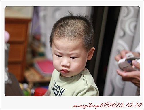 【敗家】松下、百特理髮剃頭器(嬰幼兒電動推剪、打薄剪) - 第17張圖 【敗家】松下、百特理髮剃頭器(嬰幼兒電動推剪、打薄剪)