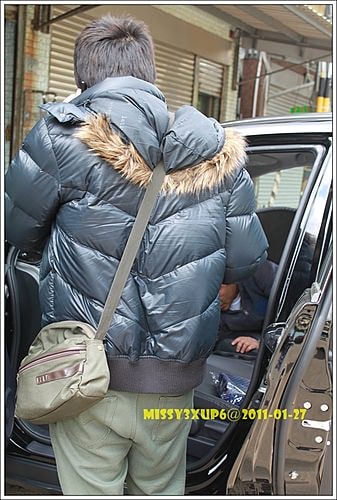 【敗家】Lativ超輕量羽絨外套、偽親子外套–筆者已經不再推薦LATIV