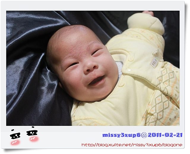 【愷愷】滿3m之抬起頭笑笑