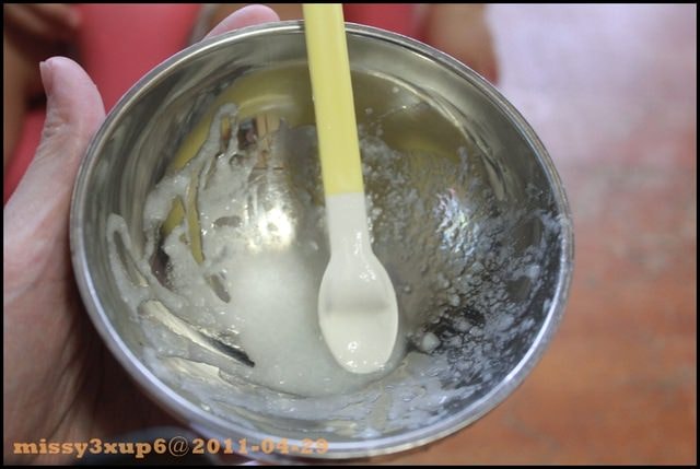 【愷愷】5m17d步入副食品+25d進入100ml