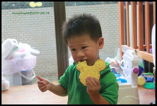 ２０１１.０６.１９　小失敗米奇鬆餅之一切都是為我兒（桓2Ｙ3Ｍ）