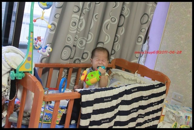 ２０１１.０６.２８　愷愷7m19d 噗噗界新秀之沒有眼淚