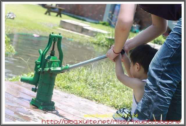 ２０１１.０７.２４　江將好帥哥三歲生日趴 IN台中沙發后花園