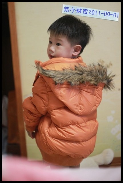 ２０１１.０９.０１　早早先買Lativ超輕量羽絨外套-童–筆者已經不再推薦LATIV