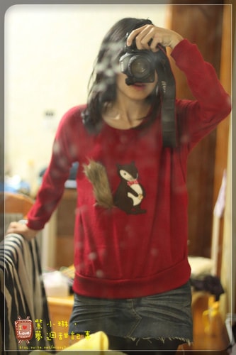 ２０１１.０１.１３ 首次上妝，眼線+新年新衣