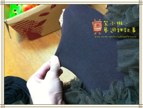 ２０１１.０１.１３ 首次上妝，眼線+新年新衣