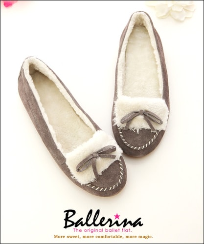 ２０１１.０１.１９ 新年鞋子來報到~~~~