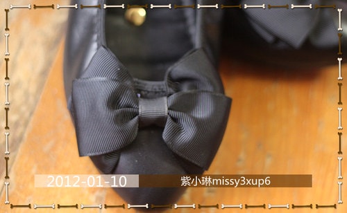 ２０１１.０１.１９ 新年鞋子來報到~~~~