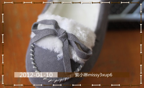 ２０１１.０１.１９ 新年鞋子來報到~~~~