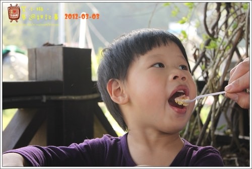 【play】2012.03 一年一度大湖採草莓去~