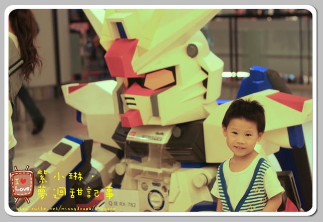 ２０１２.０４.２８風城再開，一家遊走BigCity