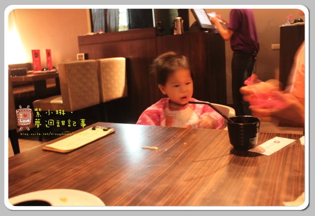 敗家買桓鞋，泰風尚走走去~桓3Y2M，愷1Y6M