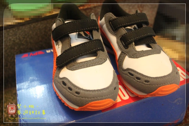 敗家買桓鞋，泰風尚走走去~桓3Y2M，愷1Y6M