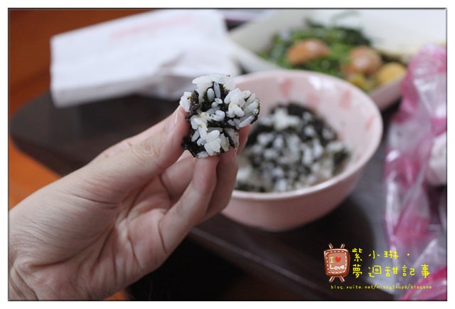 costco 韓國 海苔酥，拌飯孩子的最愛。桓3Y3M，愷1Y7M