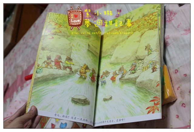 簡體童書貼紙書體驗,14隻小老鼠、鱷魚怕怕牙醫怕怕、好餓的毛毛蟲。桓3Y3M,愷1Y7M - 第4張圖 簡體童書貼紙書體驗,14隻小老鼠、鱷魚怕怕牙醫怕怕、好餓的毛毛蟲。桓3Y3M,愷1Y7M