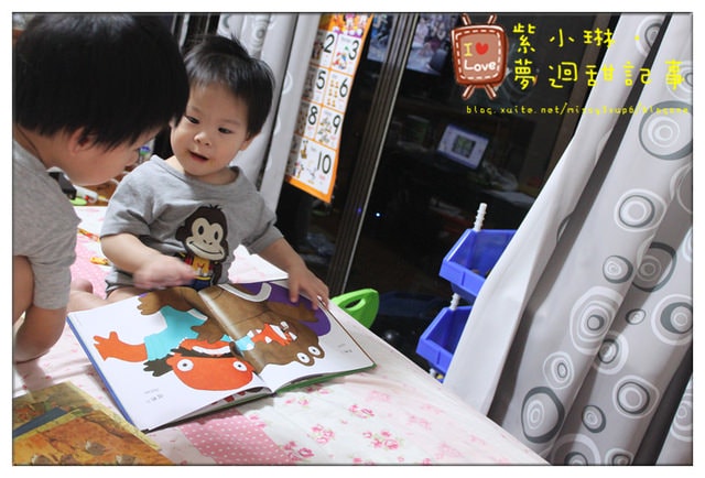 簡體童書貼紙書體驗,14隻小老鼠、鱷魚怕怕牙醫怕怕、好餓的毛毛蟲。桓3Y3M,愷1Y7M - 第22張圖 簡體童書貼紙書體驗,14隻小老鼠、鱷魚怕怕牙醫怕怕、好餓的毛毛蟲。桓3Y3M,愷1Y7M