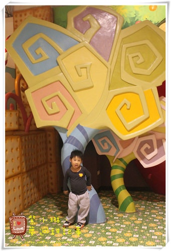 2012.12 員工旅遊之義大世界 愷2Y桓3Y8M