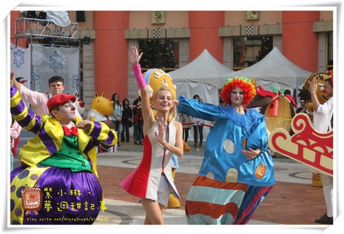 2012.12 員工旅遊之義大世界 愷2Y桓3Y8M