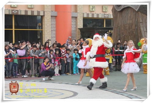 2012.12 員工旅遊之義大世界 愷2Y桓3Y8M