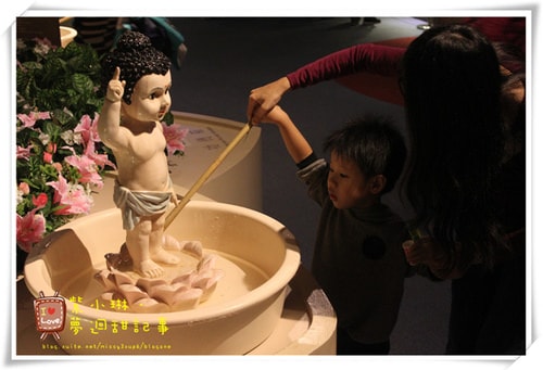 2012.12 員工旅遊之佛光山 愷2Y桓3Y8M