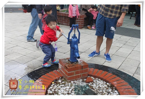 2012.12 員工旅遊之佛光山 愷2Y桓3Y8M