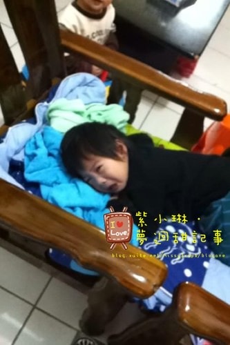 桓4Y愷2y4m 有太陽就來溜小孩 (愷愷為了opc而哭)