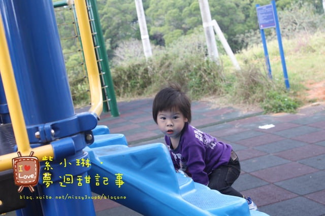 桓4Y愷2y4m 有太陽就來溜小孩 (愷愷為了opc而哭)