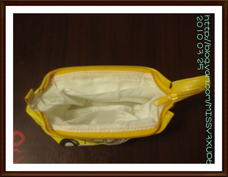 【淘寶】小小公車收納包，韓風卡夾文具等